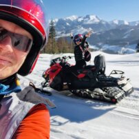 Jazda na snežnom skútri