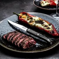 Steakové nože Innovation Line s hladkou čepeľou - sada 6 kusov - sivé drevo Pakka