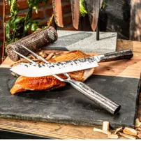 Kovaný mäsiarsky nôž Forged Intense