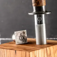 Magnetický blok na nože Forged -  Olivové drevo