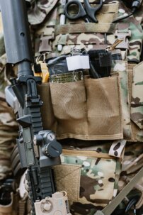 Elastická troj-sumka na M4, coyote