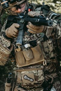 Elastická troj-sumka na M4, coyote