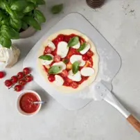 Lopata na šúpanie pizze