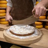 Holandský nôž na syr s profesionálnou drevenou rukoväťou M 250 mm