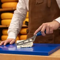 Profesionálny univerzálny rezač, 140 mm, modrý