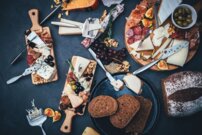 Nôž na polomäkký syr Monaco+ č. 4